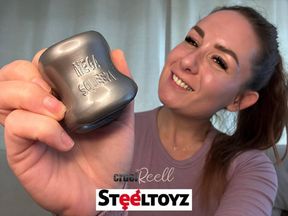 Cruel Reell tests the MEGA SQUEEZE from Oxballs - exclusively at Steeltoyz