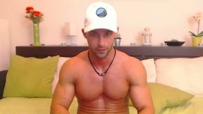 Gustavo Muscle Private Show