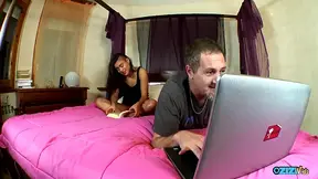 Working from home has its benefits and especially if you make amateur action with babe