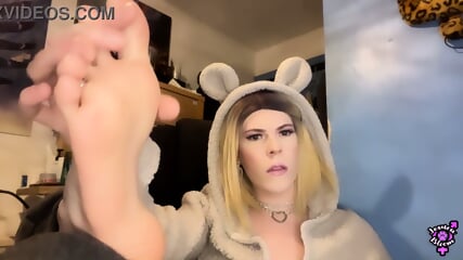 Mean Stepsister Ignores You As You Stare At Her Stinky