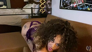 Face Fucking & Filling Her Up! Rome Major Fucks Mone Divine!