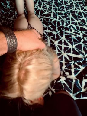 Hot wife gets a delicious cock