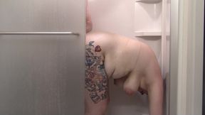 Chubby Housewife Gets Pounded in the Shower