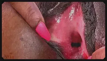 Sizi Sev Solo Ebony Orgasm with Hitachi Wand & Vibrator