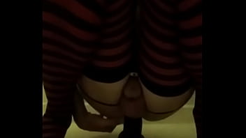 Shower time with my ovipositer