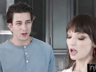 Breasty mother I'd like to fuck Lexi Luna Deepthroats Daughters BF Large Dong "Oh Bang Yep Parker! Stretch Twat"