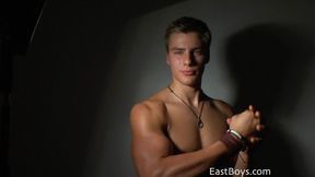 Rob Tis flexing his muscles and looking pretty damn confident