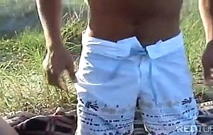 Outdoor sucking trio