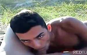 Outdoor sucking trio