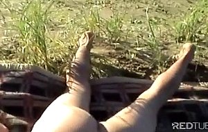 Outdoor sucking trio