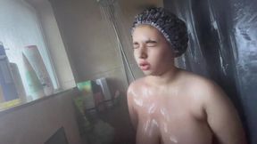 Chubby Persian GF shows off in the shower