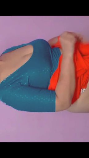 Must-share moment from &quot;Indian Seema Bhabhi Ki Devar Ne Chut Faadi Hindi Audio&quot;