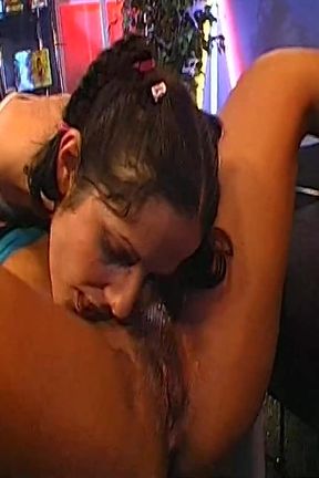 Ggg - Hairy Pussy Spread Wide for Cum Hungry Blowjob