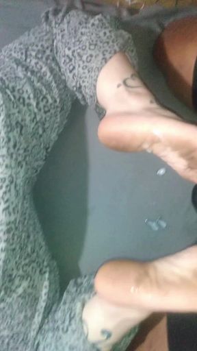 BBC Interracial Nut on My Pretty Dirty Feet