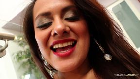 Lucky guy gets to spread a brunettes pussy and fill her mouth with cum