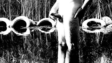 Cumshoting in the fresh air is great!