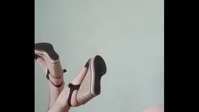 Anna Julia loves high heels