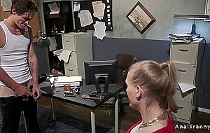 TS parole officer anal fucks parolee
