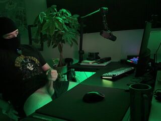 Watching your horny gamer boyfriend get off *Loud moaning and huge cumshot*