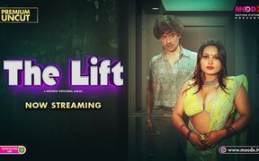 Lift Ruk Gai Par Control Bhi Ruk Gaya.