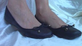 Used Black Ballet Flats Flex