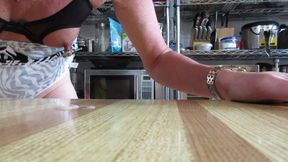 Quick cum eating video