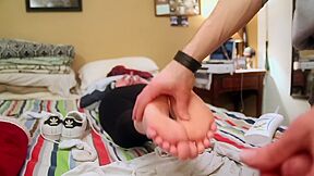 Pervert Masturbates While Looking At His Girlfriends Sexy Amateur Feet