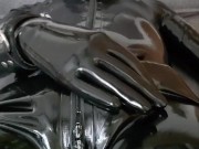 ラバー犬がオナニー