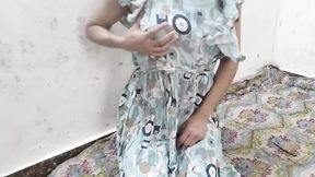 Cute girl ko home tution me teacher ne meri doodh daba kar pela