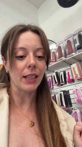 Sex Vlog! Shop with Me for a New Toy Then Watch Me Use It!
