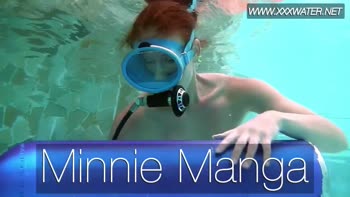 Minnie Manga's Sizzling Underwater Solo Session