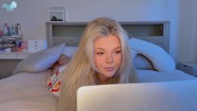 Me laying there replying to your DM’s like.. PFFFT