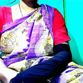 Exotic Desi Saree Tease - Sensual Blouse Boob Pressing (part 1) HD