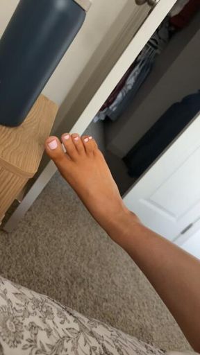 Tanning My Feet- Gone Wrong😭