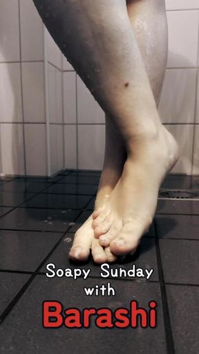 💦 Sunday morning showers 🦶