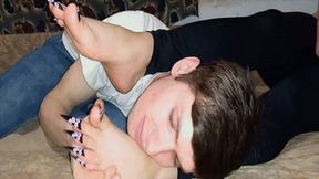 Gone crazy about her feet with new pedicure MP4