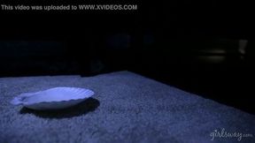 Alice makes love to Aphrodite Girlsway