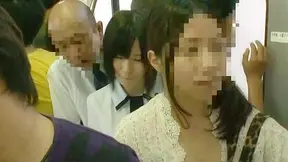 Japanese Bus Voyeurism Caught Live – Sneaky Panty Peeks Steamy Encounters