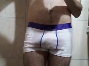Ducha caliente / Hot Shower