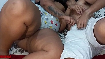 Casada bbw sendo filmada pelo marido enquanto fode apaixonadamente com amante