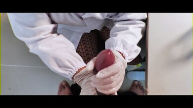 Doctor give me handjob and anal creampie (Subtitle)