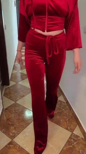 Red Velvet Fart Queen