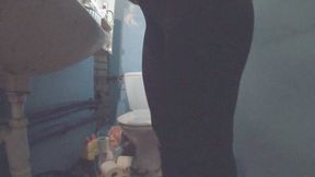 Very short time visit, interrupt by courier