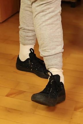 Dirty White Socks &amp; Old Sneakers - Real Shoeplay