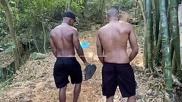 CAIO RODRIGUES E VITUKUSH JUNTO COM O CAPIXABA - JUNGLE CRUISING