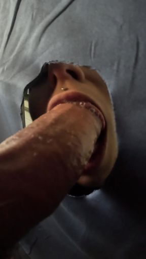 Glory Hole Blowjob Mia Niqab