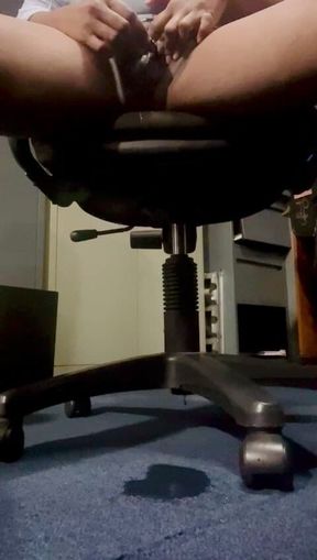 Office Masturbate I Came at Office