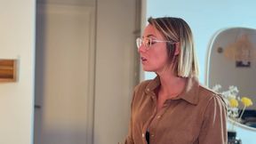11 min de video foot fetish .quand la maitresse lea pam decouvre que la ...