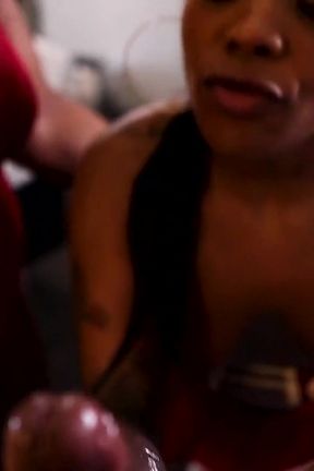 Kittylove and Honeydippedc Share Dick