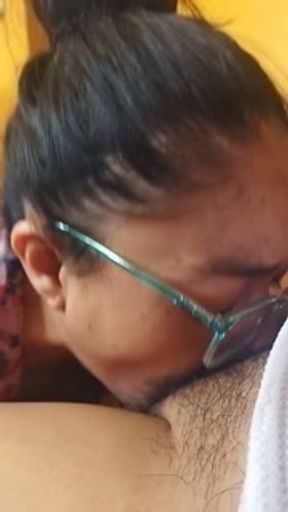 🔥 Mature woman with glasses with great experience sucking